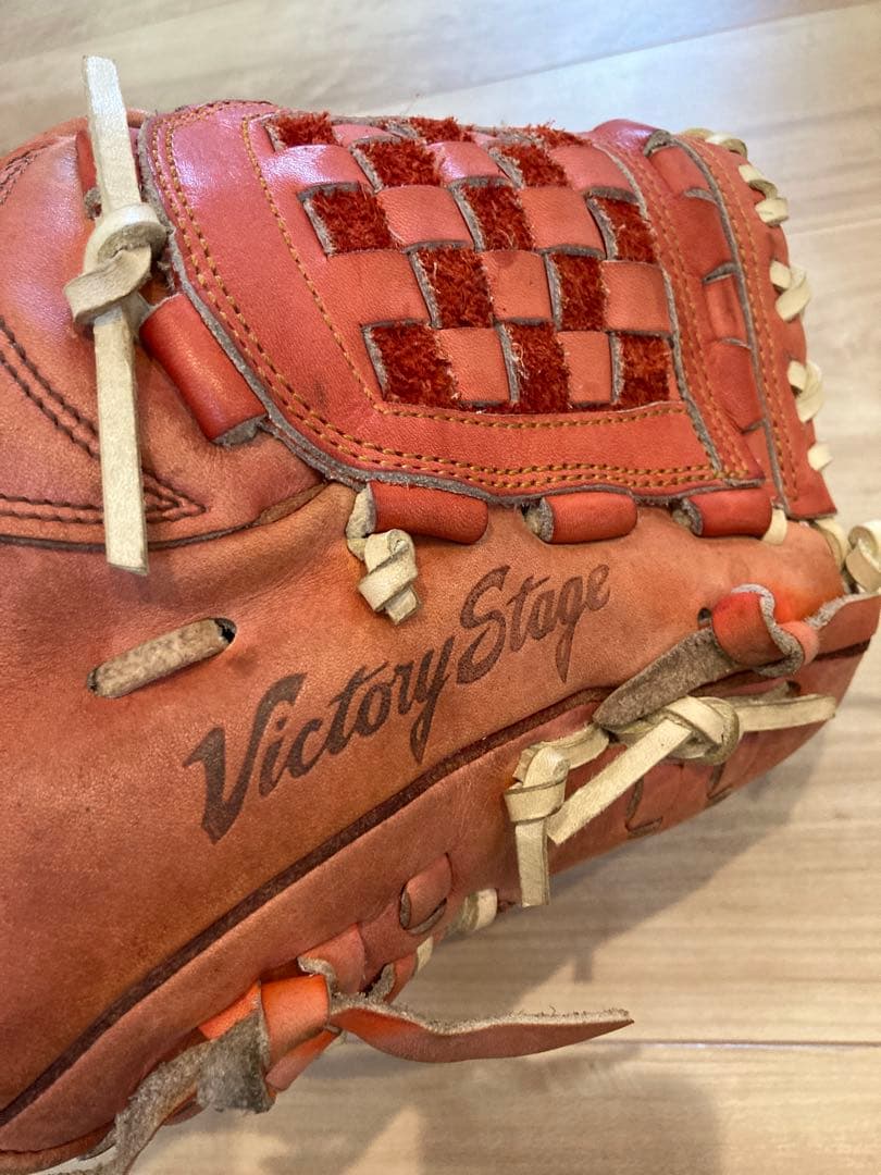 硬式グローブ　ビクトリーステージ　内野手　ミズノ