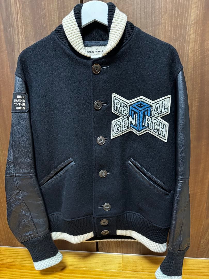 ジェネラルリサーチ スタジャン L、ワッペン