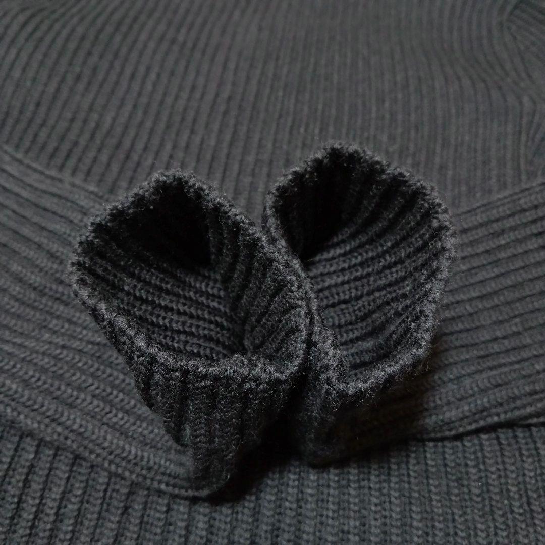 美品 NEIL BARRETT ニールバレット Vネック セーター ウール