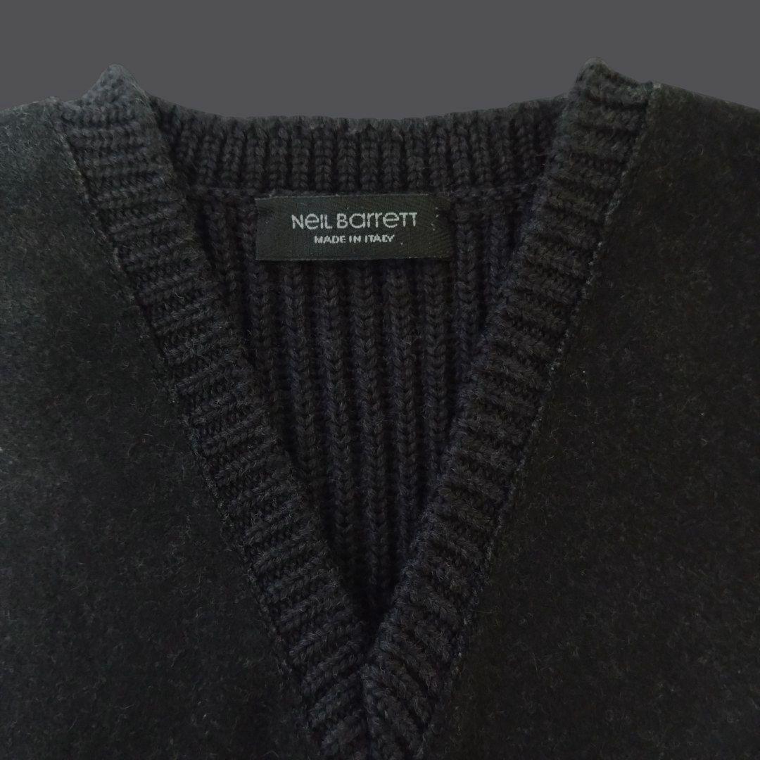 美品 NEIL BARRETT ニールバレット Vネック セーター ウール