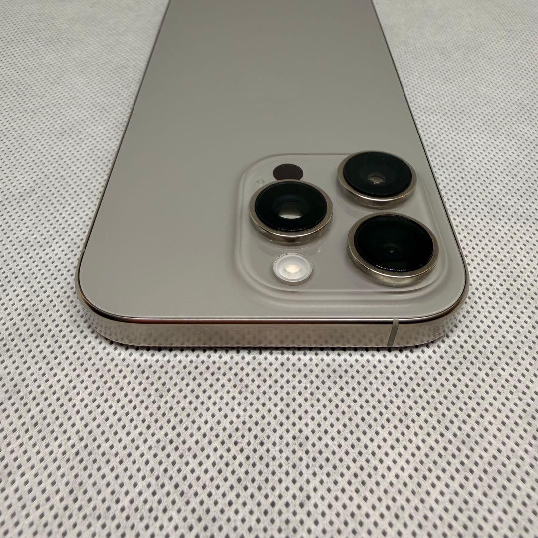 【美品】iPhone 16 Pro 1TB ナチュラルチタニウム