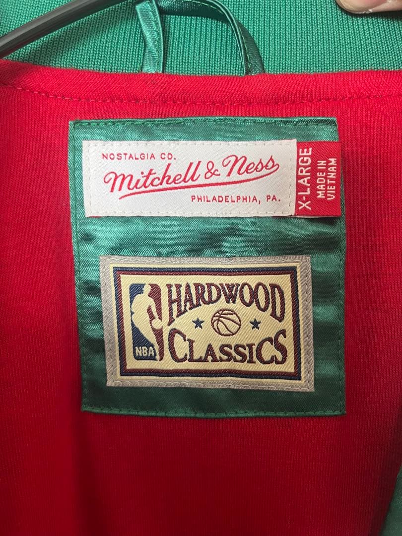 Mitchell & Ness Bucks スタジャン X-LARGE