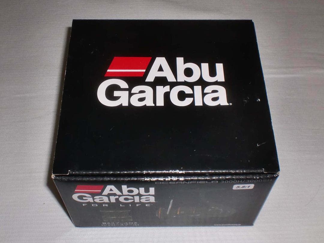 Ａｂｕ　オーシャンフィールド【３０００Ｈ／３０００ＳＨ】浅溝スプール付き　新品