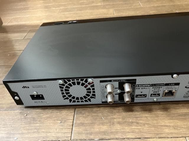《中古》DMR-2X202　Panasonic　ブルーレイレコーダー
