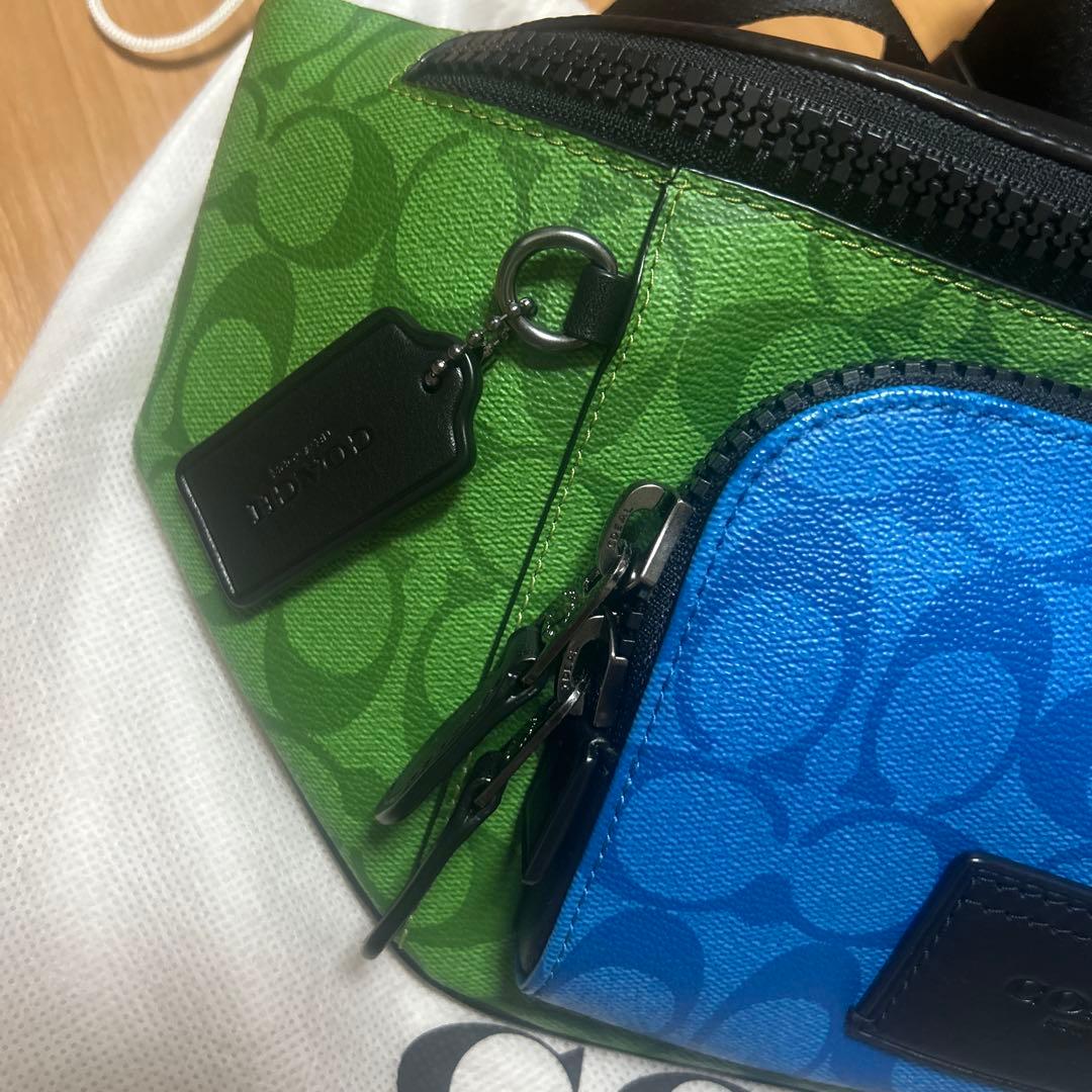 COACH コーチ ボディバック　ウエストポーチ　マルチカラー