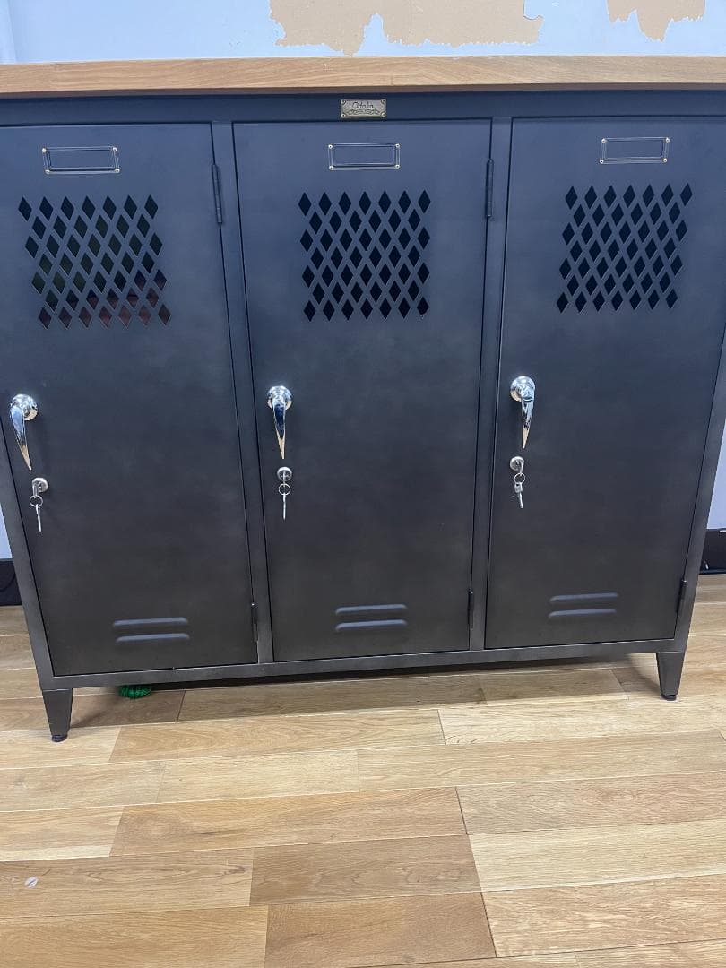 スチール製ロッカー オーダー インダストリアル 鍵付き アンティーク