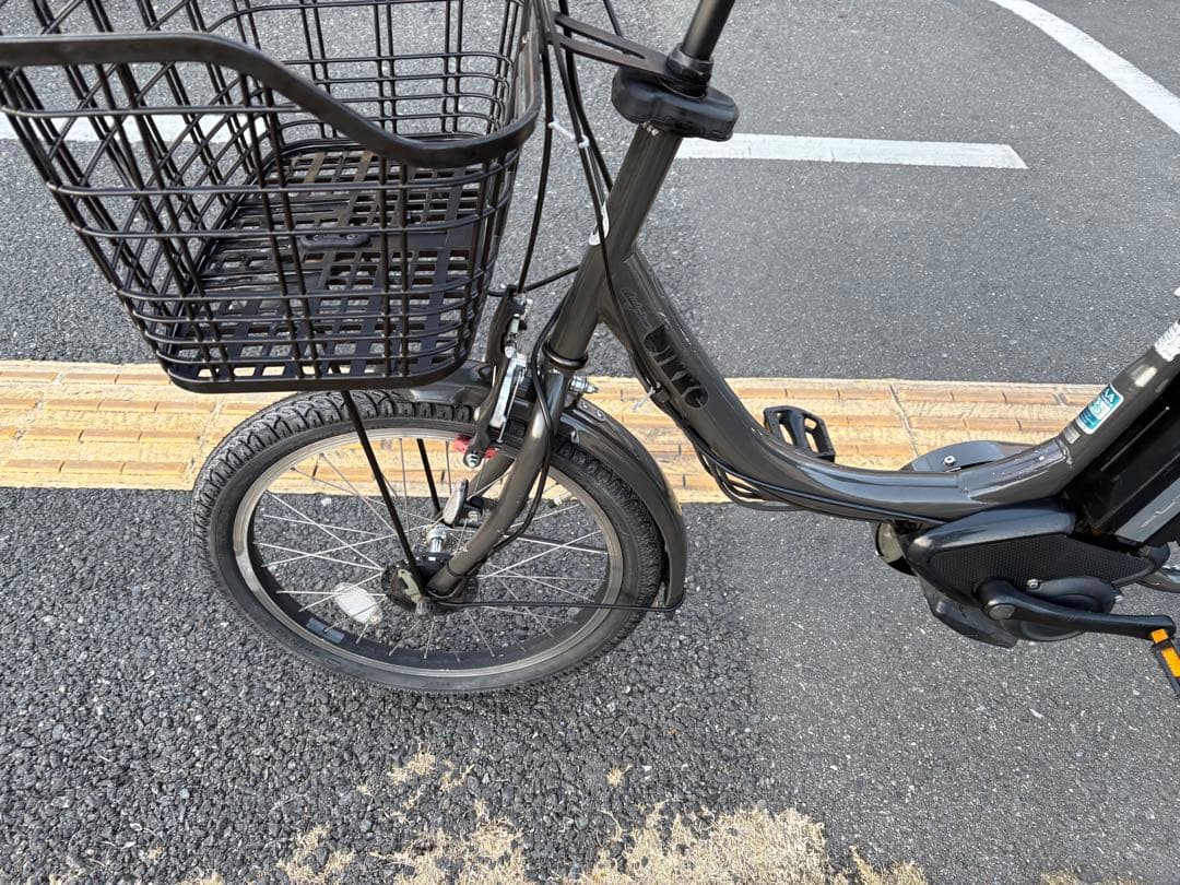 中古20㌅ブリヂストン電動アシスト自転車　8.9Ah 大阪
