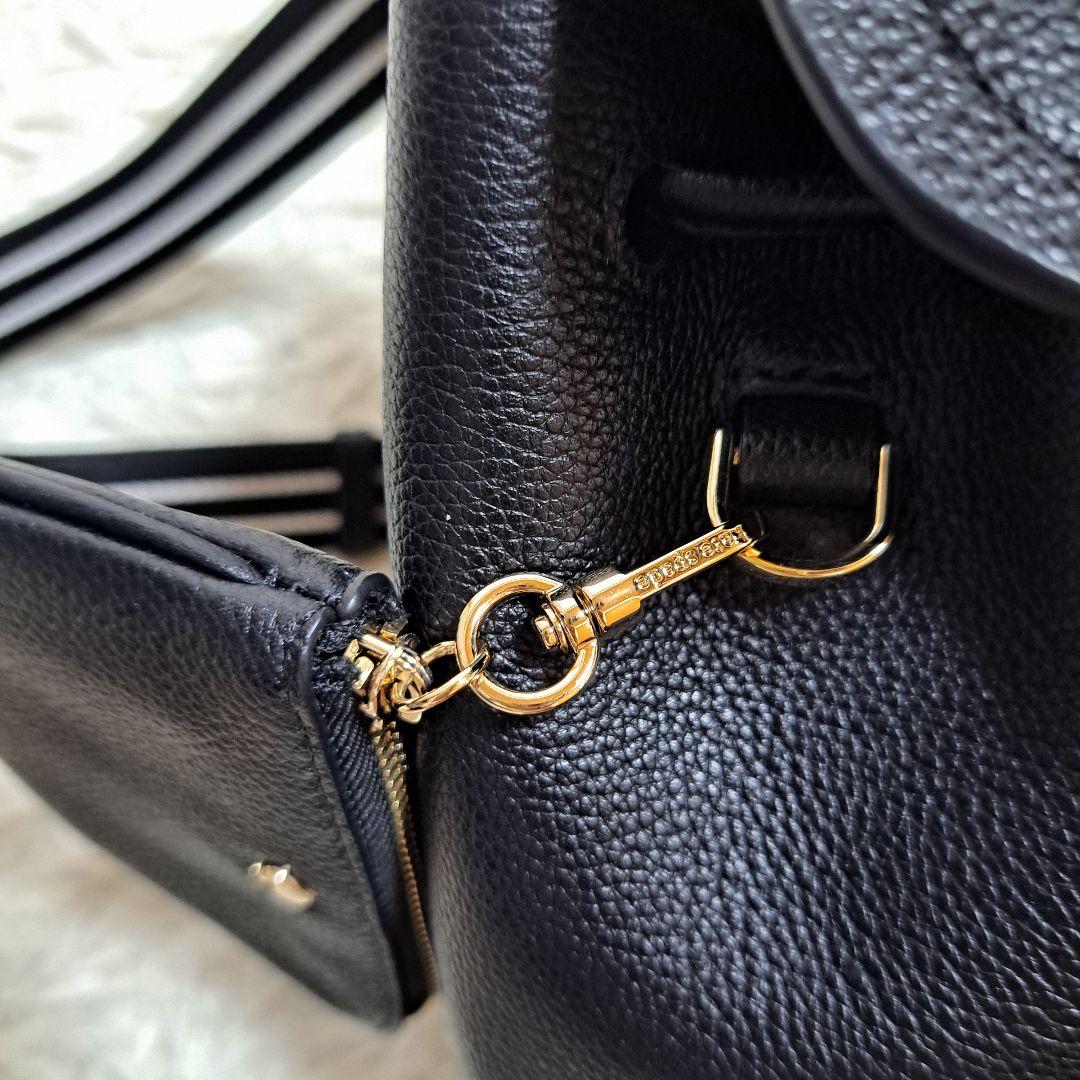 【kate spade】オールレザーロージー ミディアム フラップ バックパック