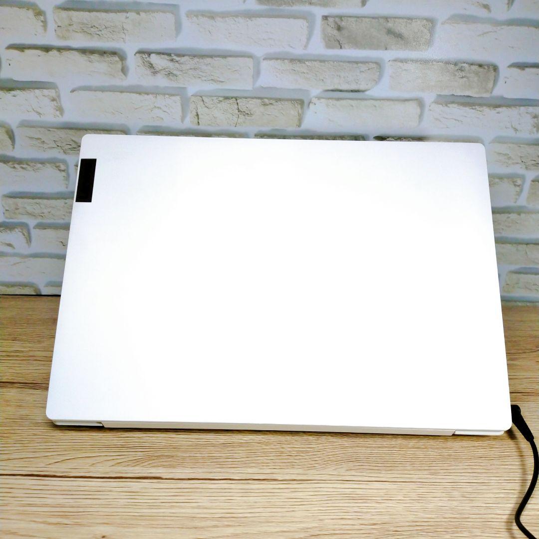 届いたらすぐ使えます✨Windows11✨️薄型ノートパソコン/DVDカメラ付き