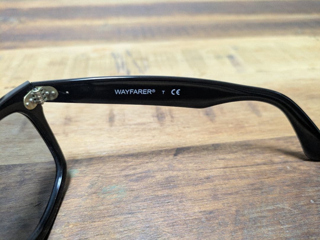 極美品！Ray-Ban レイバンサングラスRB5121F2000ウェイファーラー