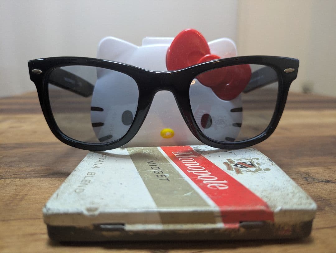 極美品！Ray-Ban レイバンサングラスRB5121F2000ウェイファーラー