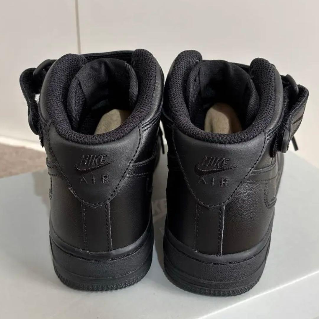 【たんたん】新品◎AIR FORCE 1 オールブラック23.0cm