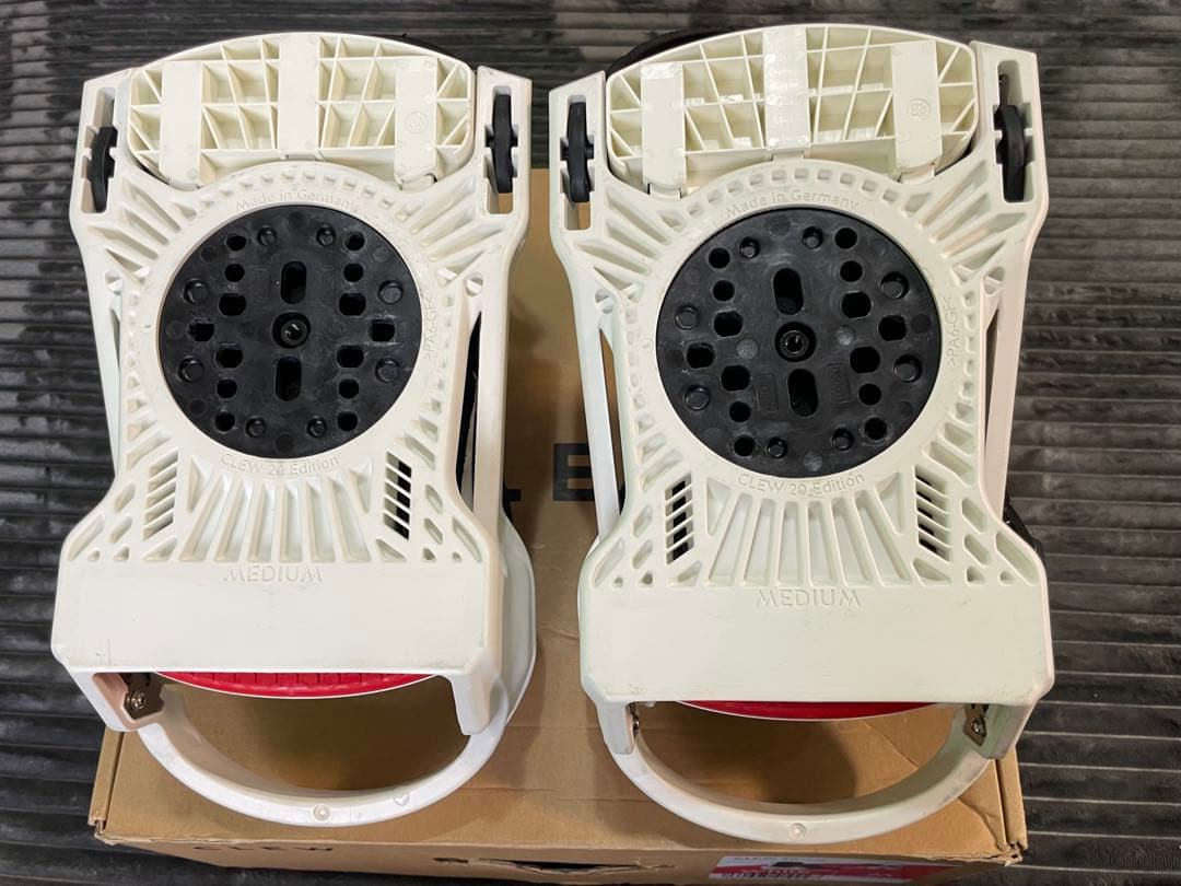 CLEW 20 ビンディング ホワイト Mサイズ - スノーボード安い 価格