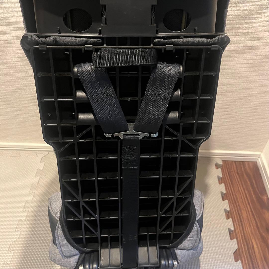 トラベルベスト　EVO チャイルドシート　日本育児　サンドグレー