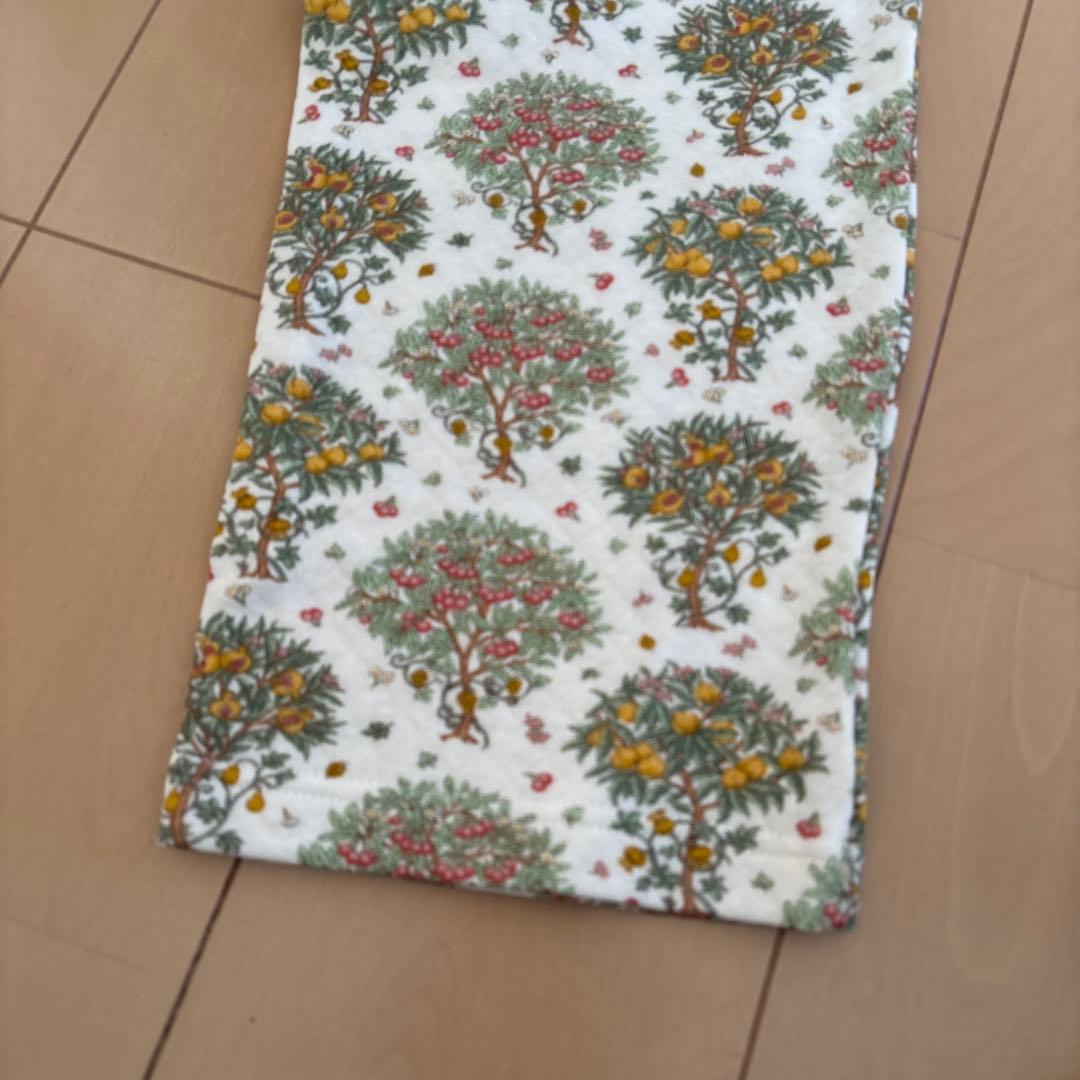 アムールナイトウェア　V&Aコラボ　パジャマ　Lサイズ