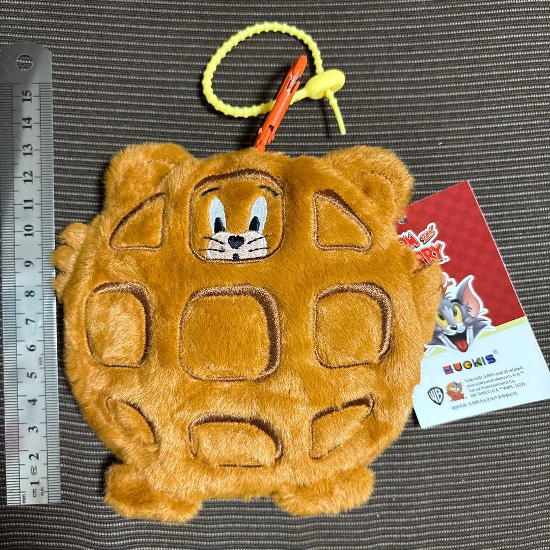 トムとジェリー ジェリー ワッフル ポーチ キーホルダー - メルカリ