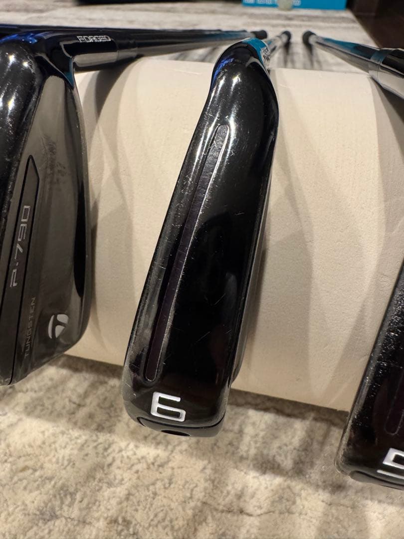 TaylorMade P-790 ブラックアイアンセット 5-PW