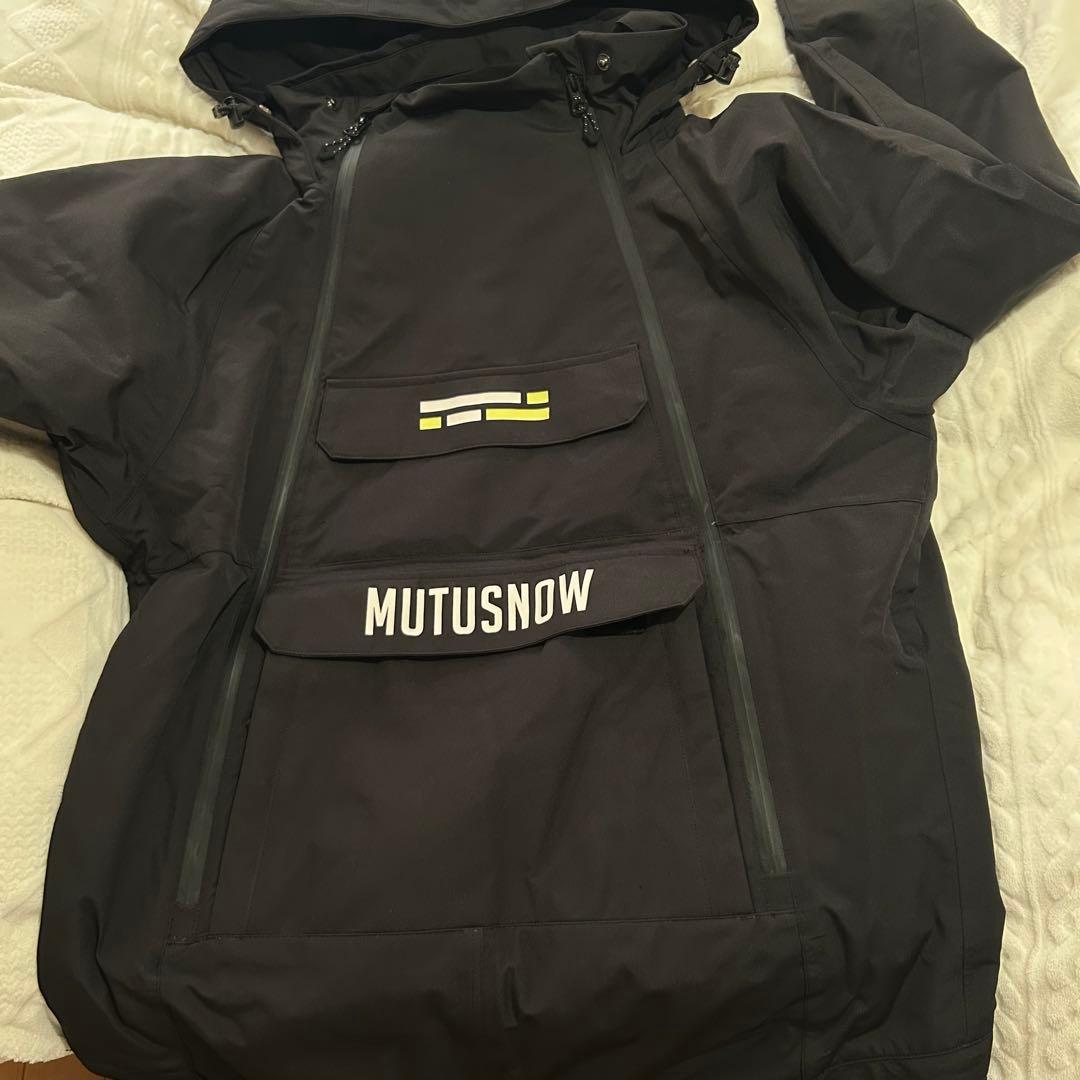 新品　未使用　メンズ　スキー（スノボ）ウェア　つなぎ　Ｍサイズ　大きめ　タグなし