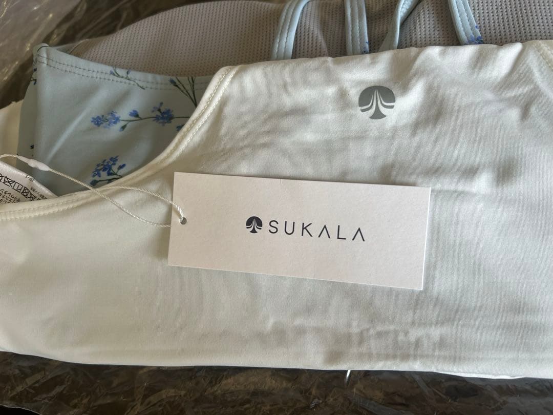 【新品】【SUKALA】スプリングフラワーカバーキャミソール　Mサイズ