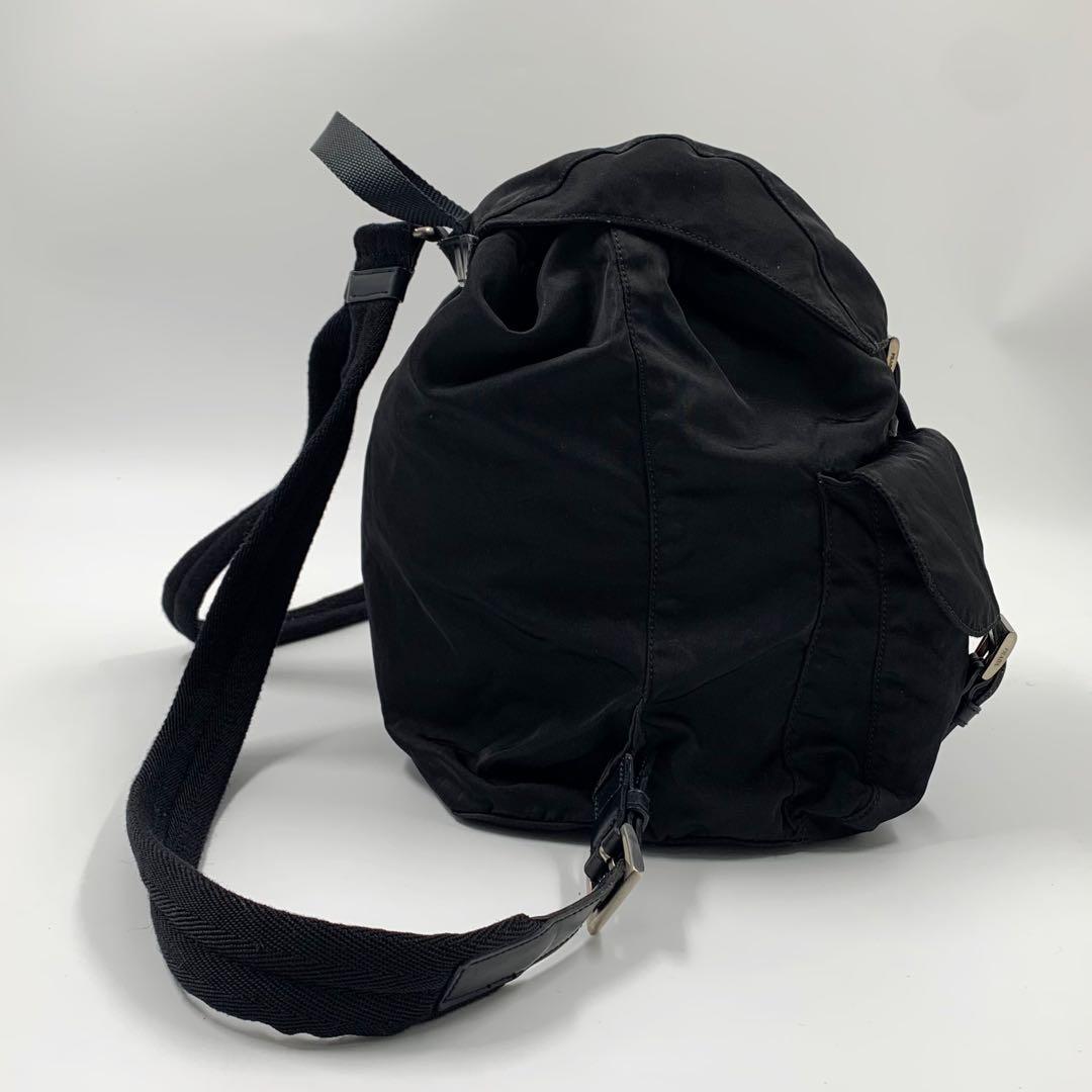 【✨極美品✨】プラダ バックパック 三角ロゴ 巾着 ナイロン ブラック 付属品付