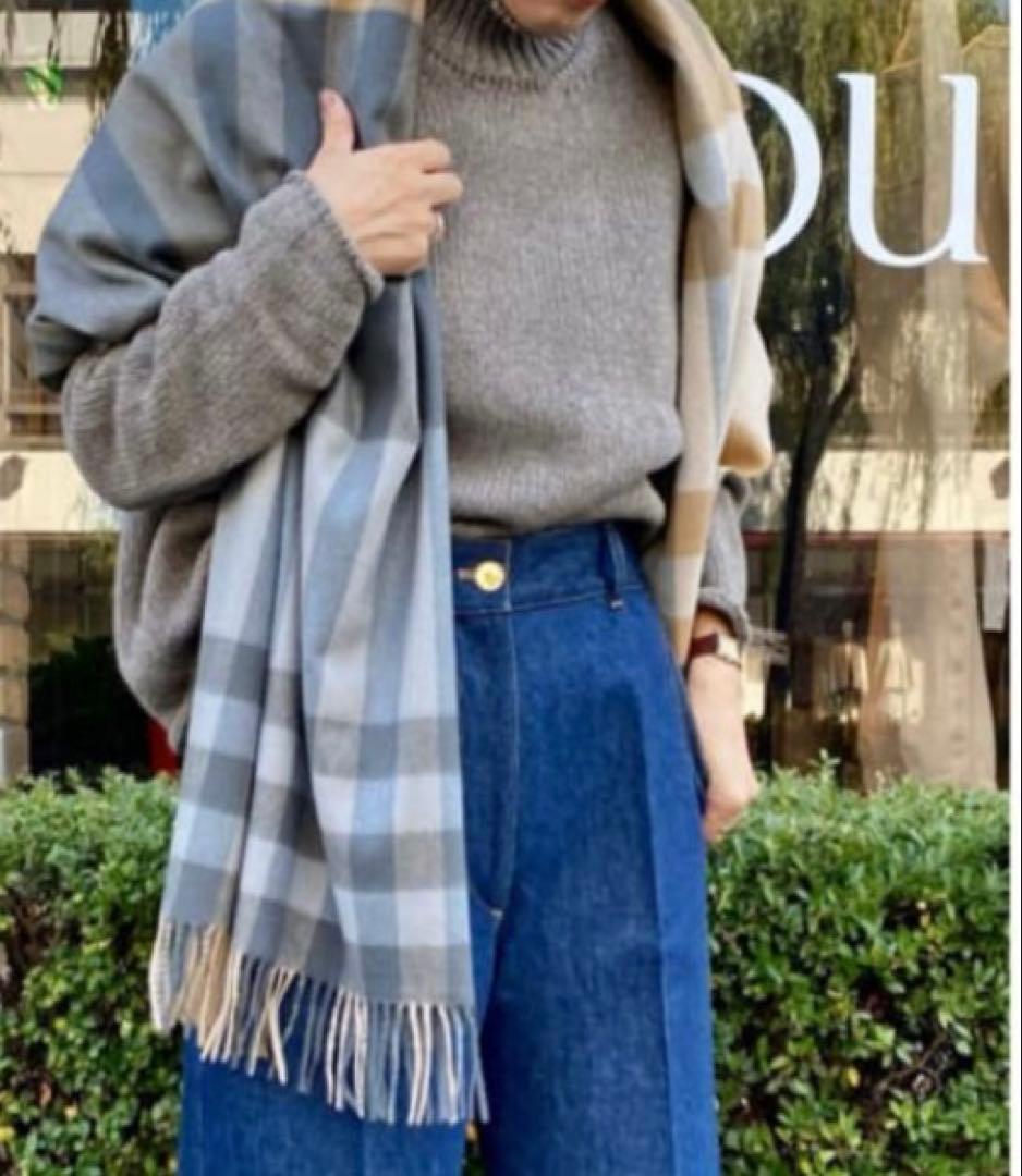 【新品未使用】国内正規品　ジョンストンズ　カシミア100% 大判ストール