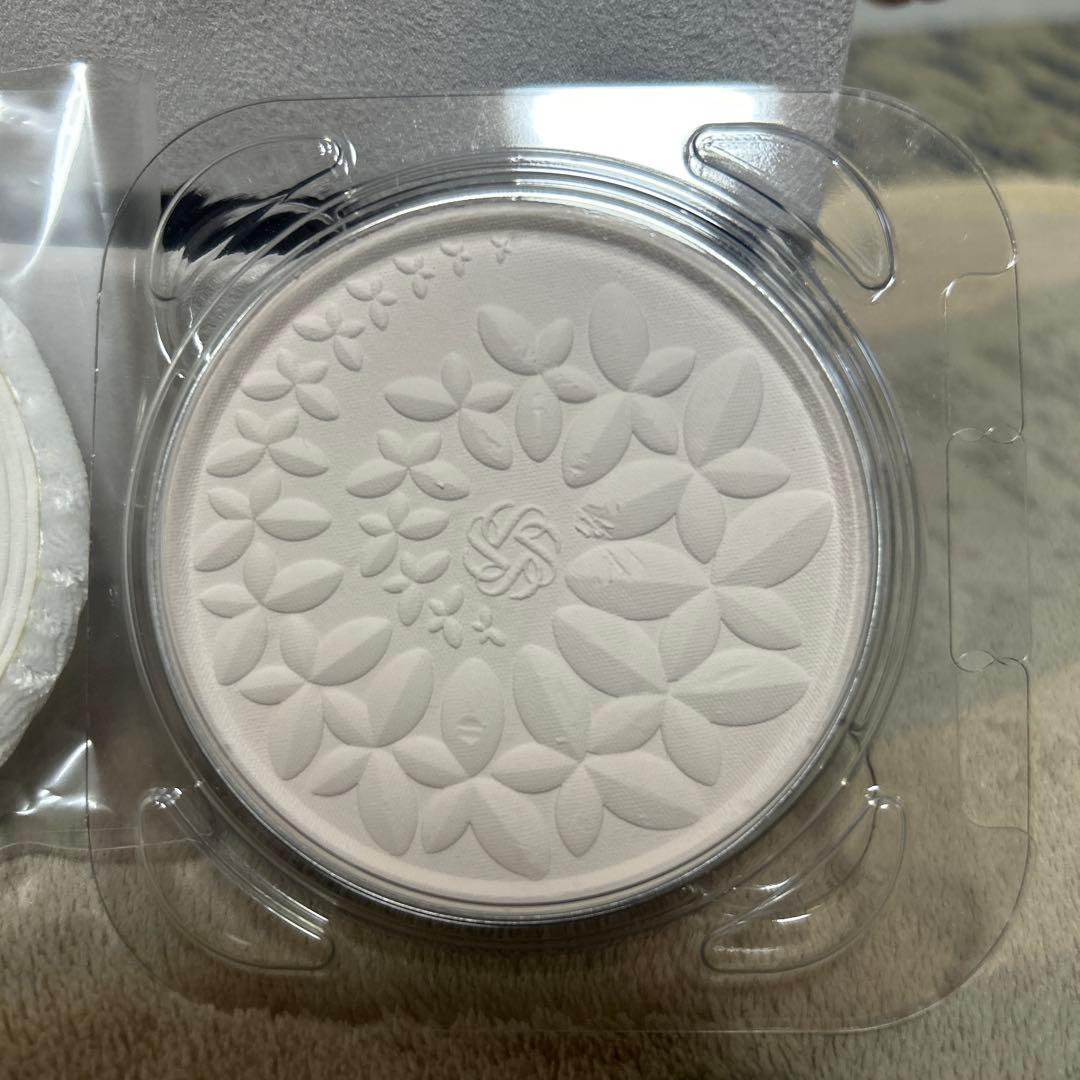 コスメデコルテ　マルセルワンダース