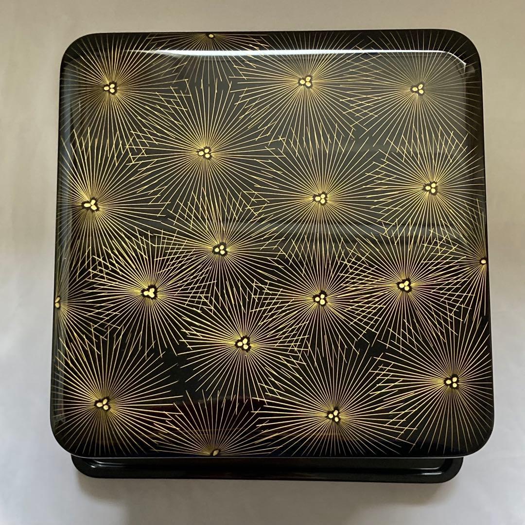 【未使用】輪島塗　唐松蒔絵　三段重　台付き