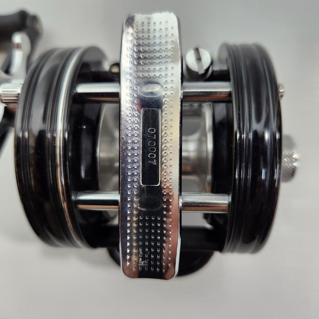 ABU Ambassadeur 5600C リール