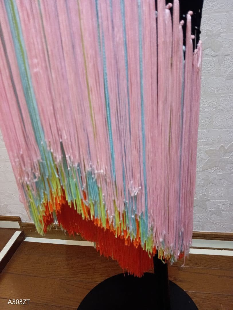 ジャンティ, フリンジ付きラテンドレス