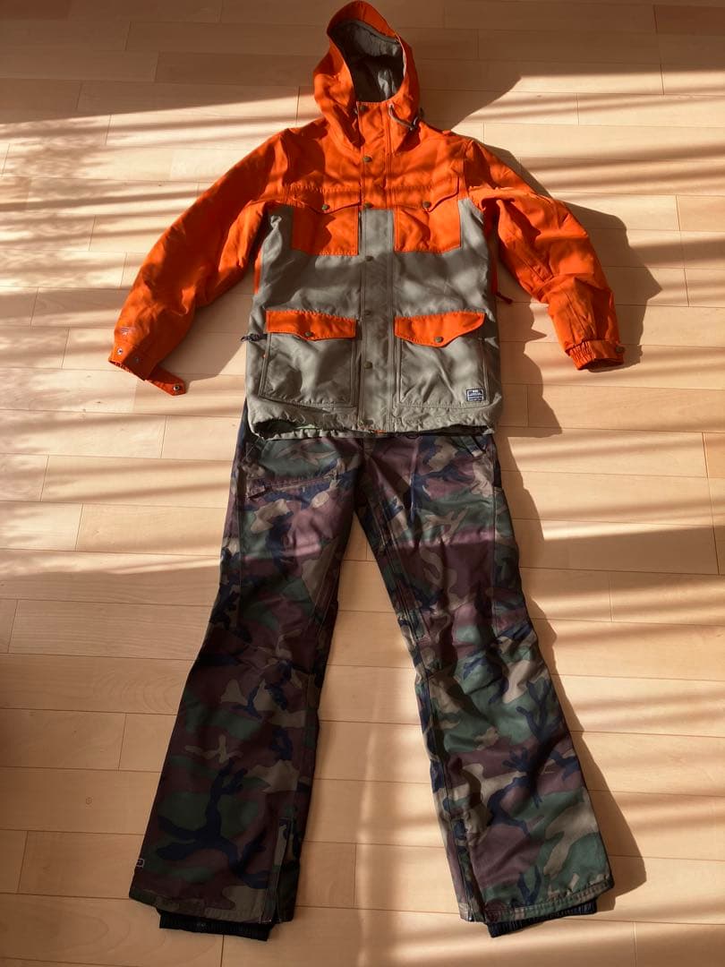 【のん】NIKEスノーボードウェア（上下セット）※８枚目に着衣写真有り