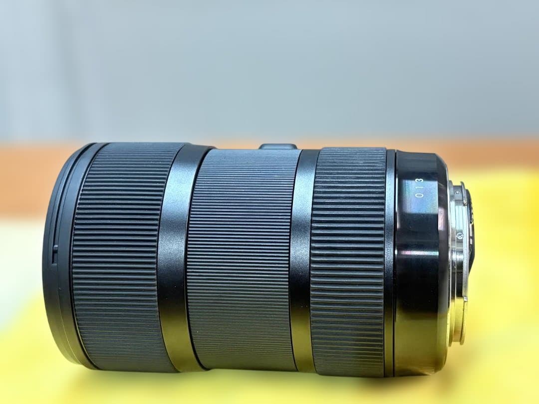 SIGMA 18-35mm F1.8 DC HSM Art（キヤノンEF用）