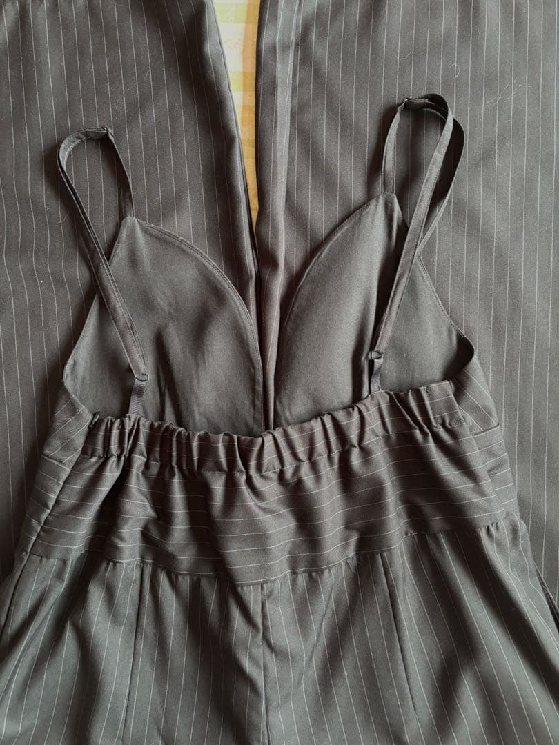 トーマスマグパイ　サロペットブラックストライプ