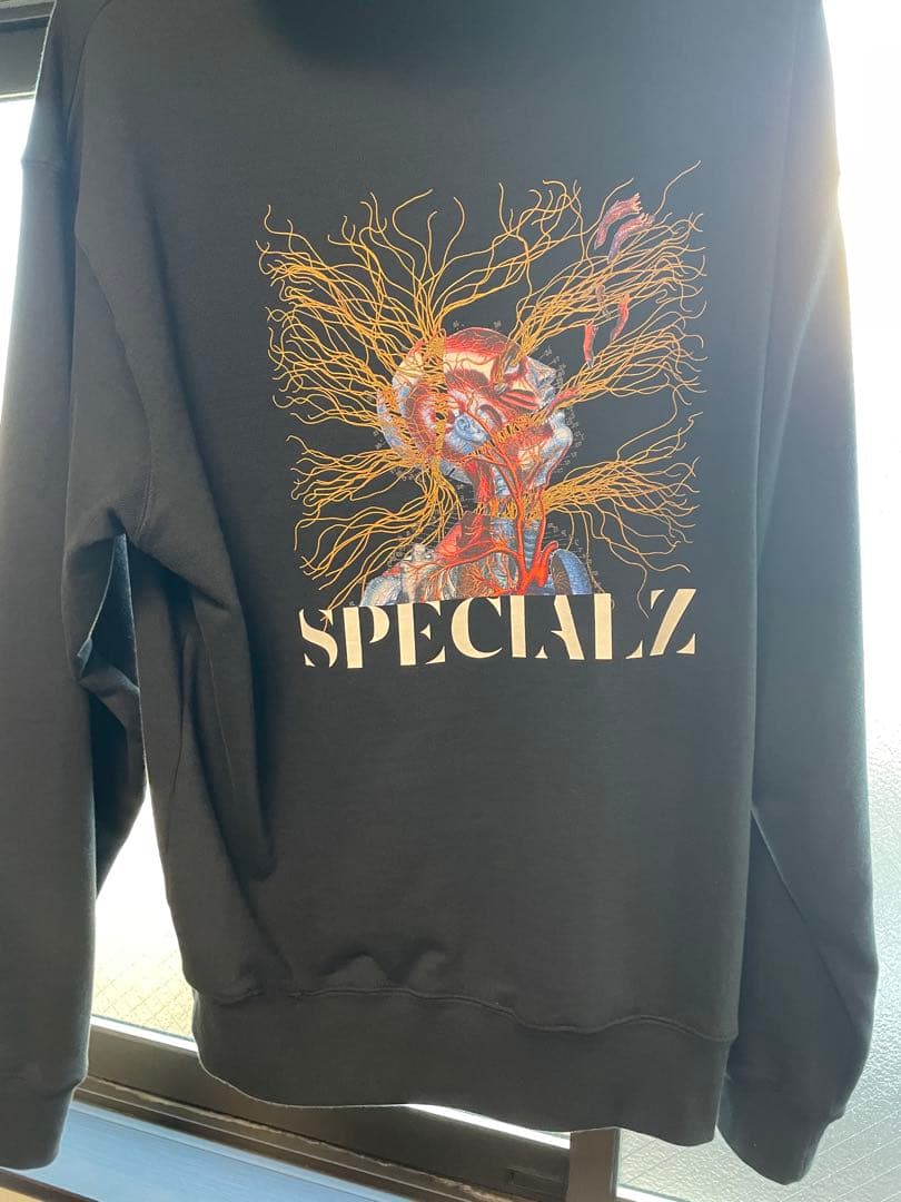 King Gnu SPECIALZ パーカー ブラック L 紐なし - メルカリ