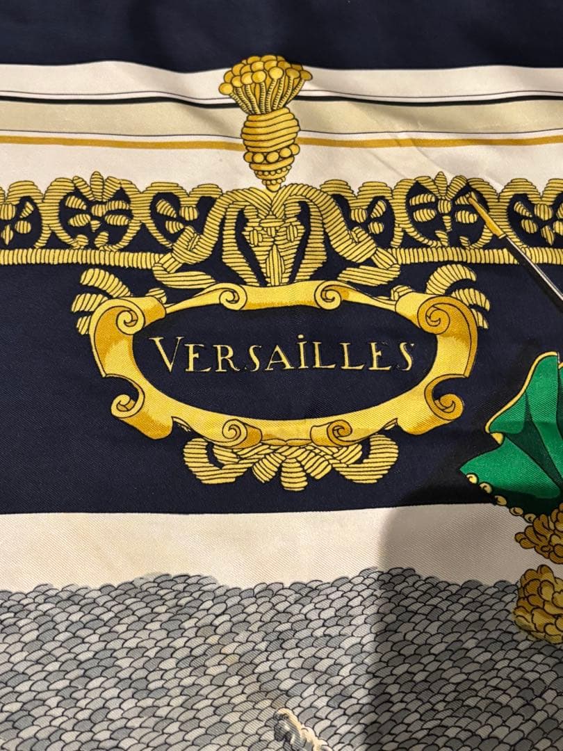 Hermes エルメス　スカーフ