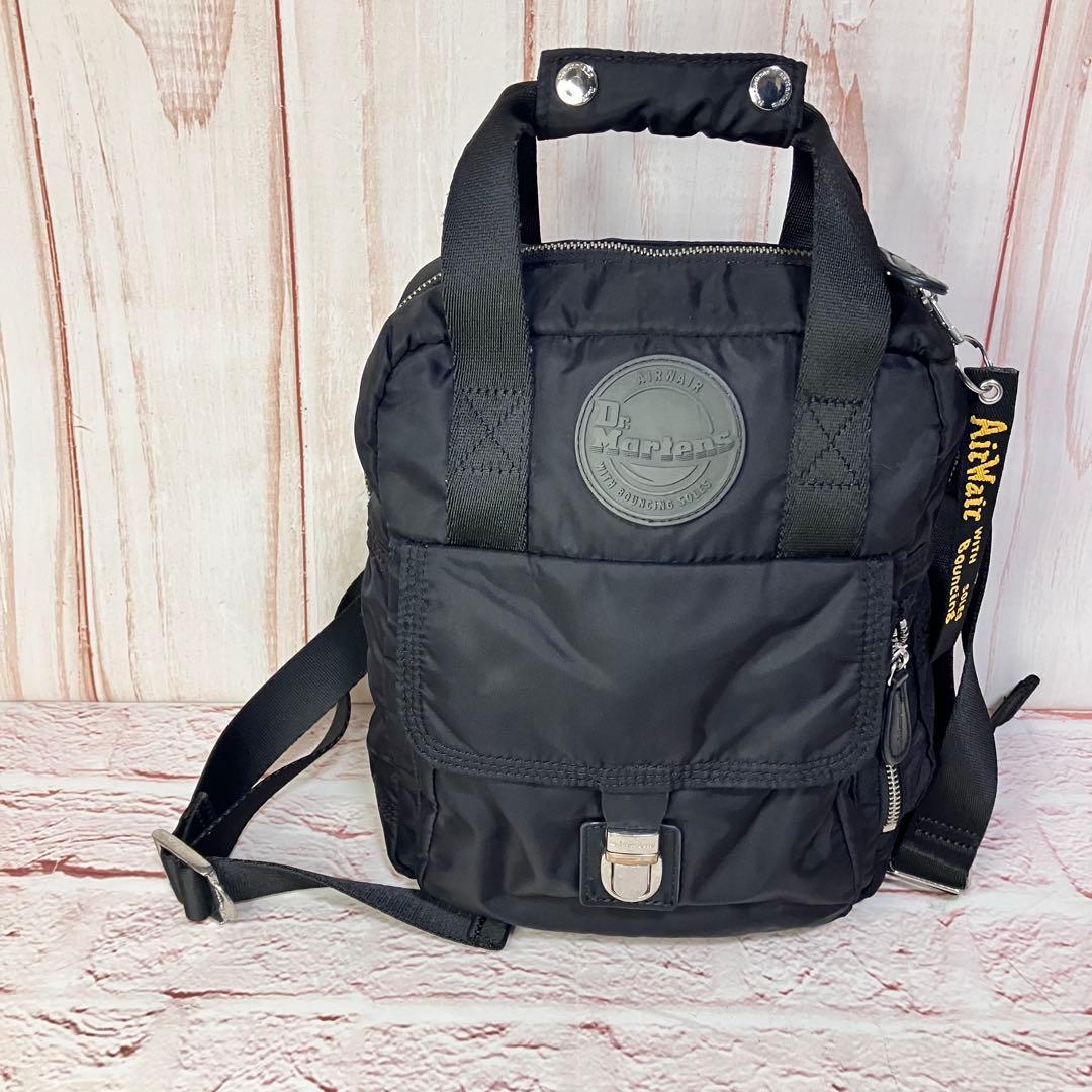 Dr.Martens バッグパック BIGロゴ ブラック 男女兼用 2WAY