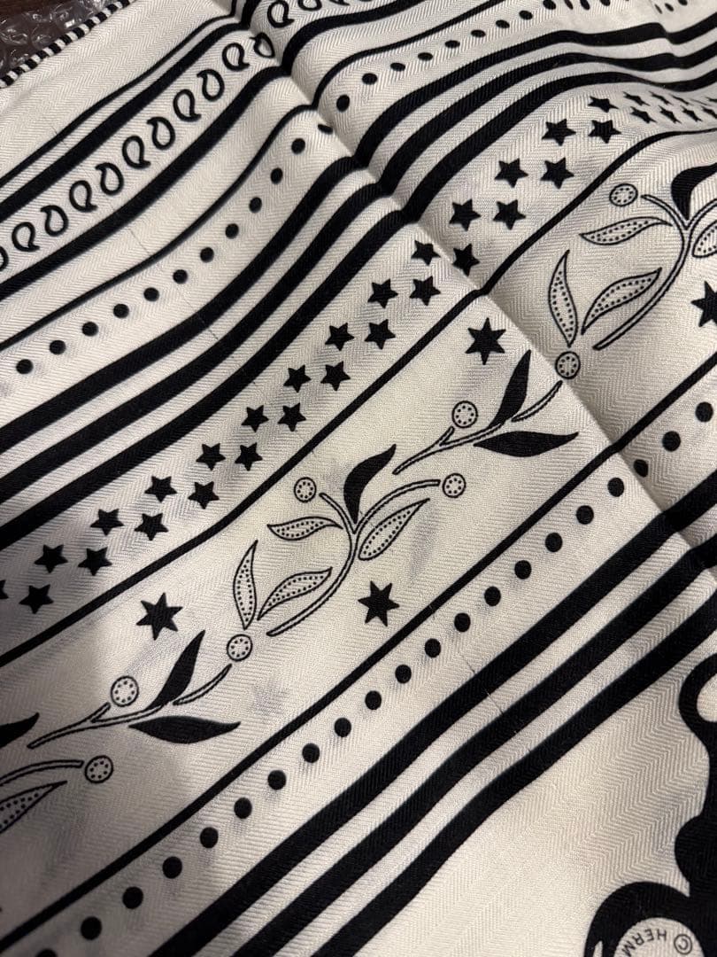 訳あり❗️エルメス　カシシル　アマゾンの祭典　140センチ　新品未使用