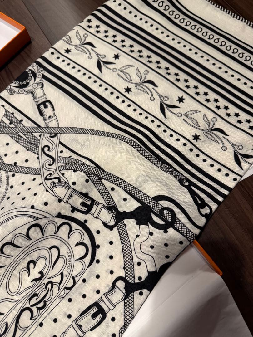 訳あり❗️エルメス　カシシル　アマゾンの祭典　140センチ　新品未使用