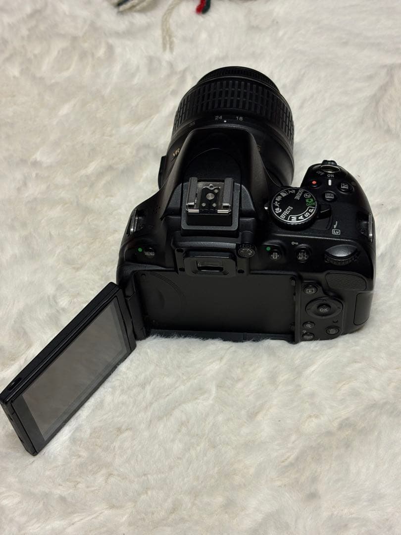 ニコン Nikon D5100 一眼レフ