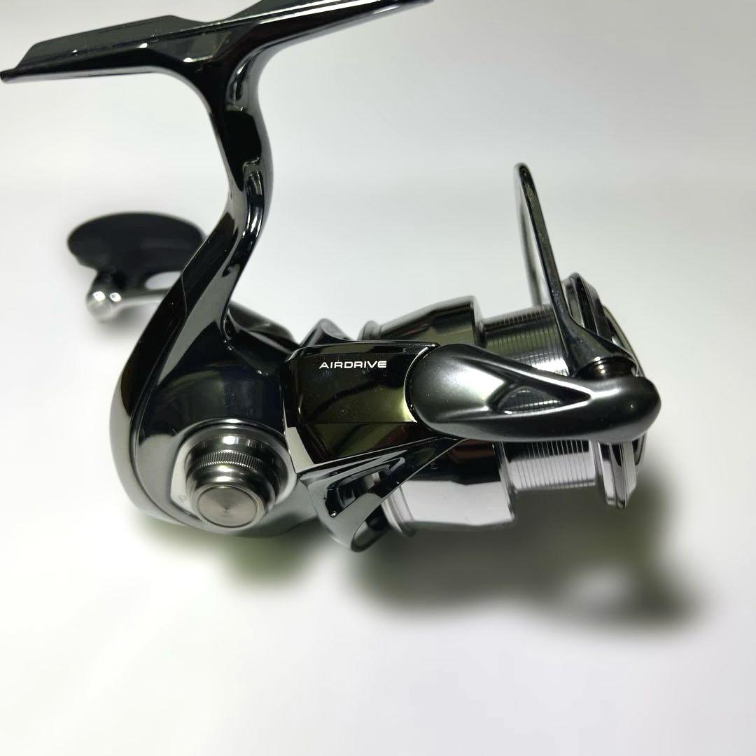 極美品 DAIWA EXIST 22 イグジスト PC LT2500 ダイワ