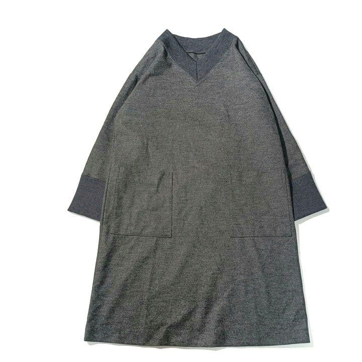 a. 上質ウール100％ ワンピース S ～M 対応 グレー Vネック 日本製