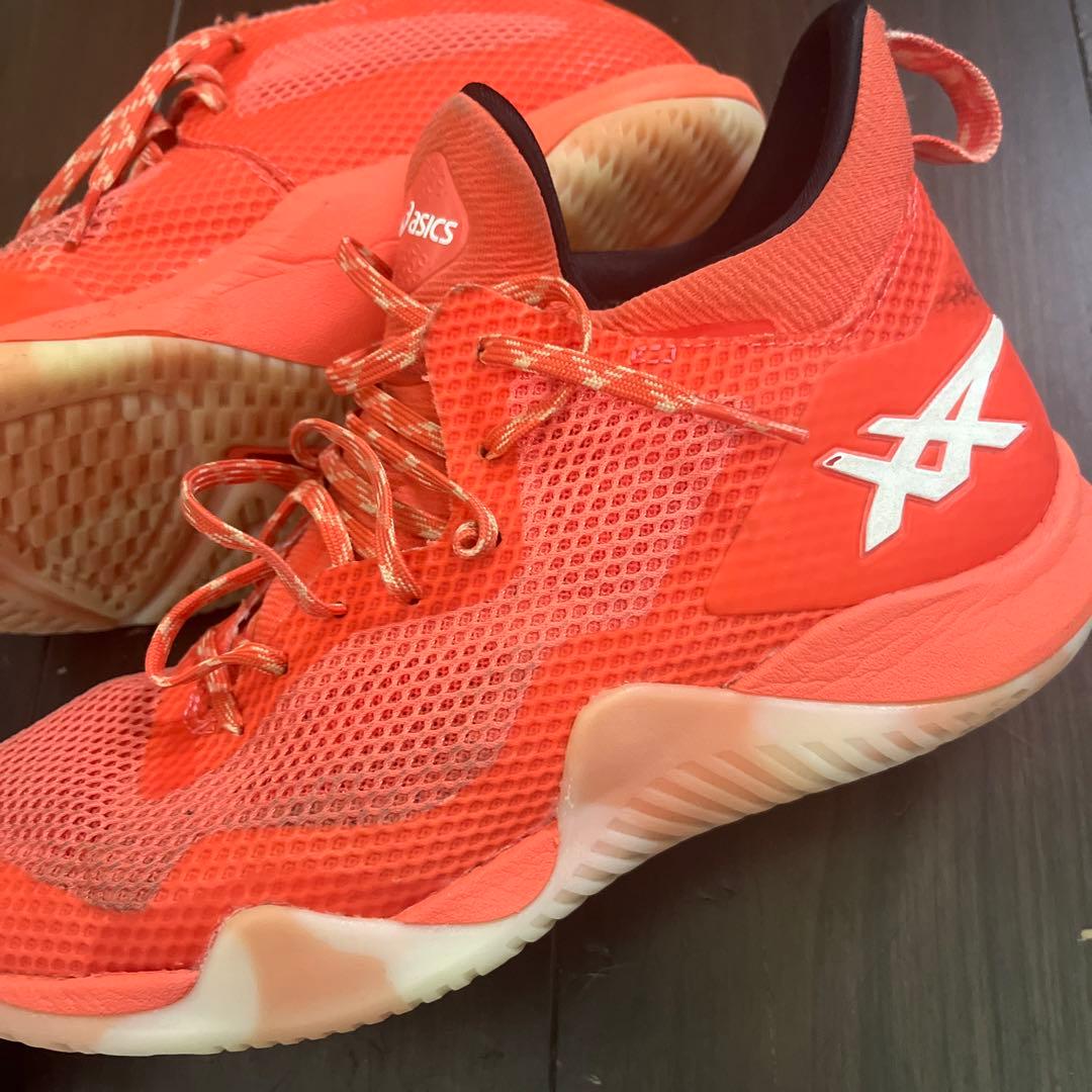 ASICSバッシュ25cmオレンジピンクバスケ - メルカリ