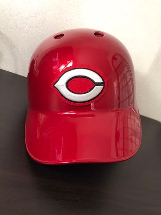 広島カープ ヘルメット プロモデル 右打者用Mサイズ - メルカリ
