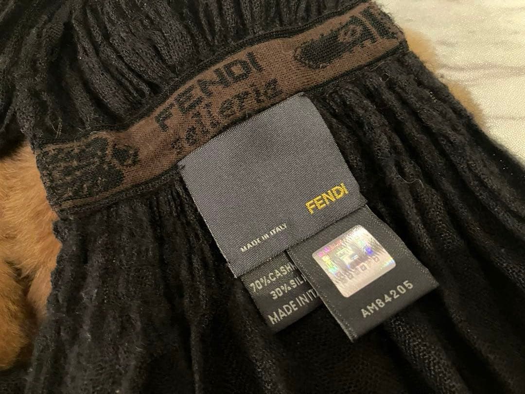フェンディ ストール　オリラグファー　フラワー　FENDI セレリア　マフラー