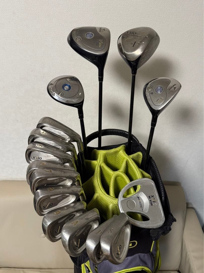 【送料込み】大人気　ゼクシオ　ツアーステージ　ゴルフフルセット　名器多数　激安
