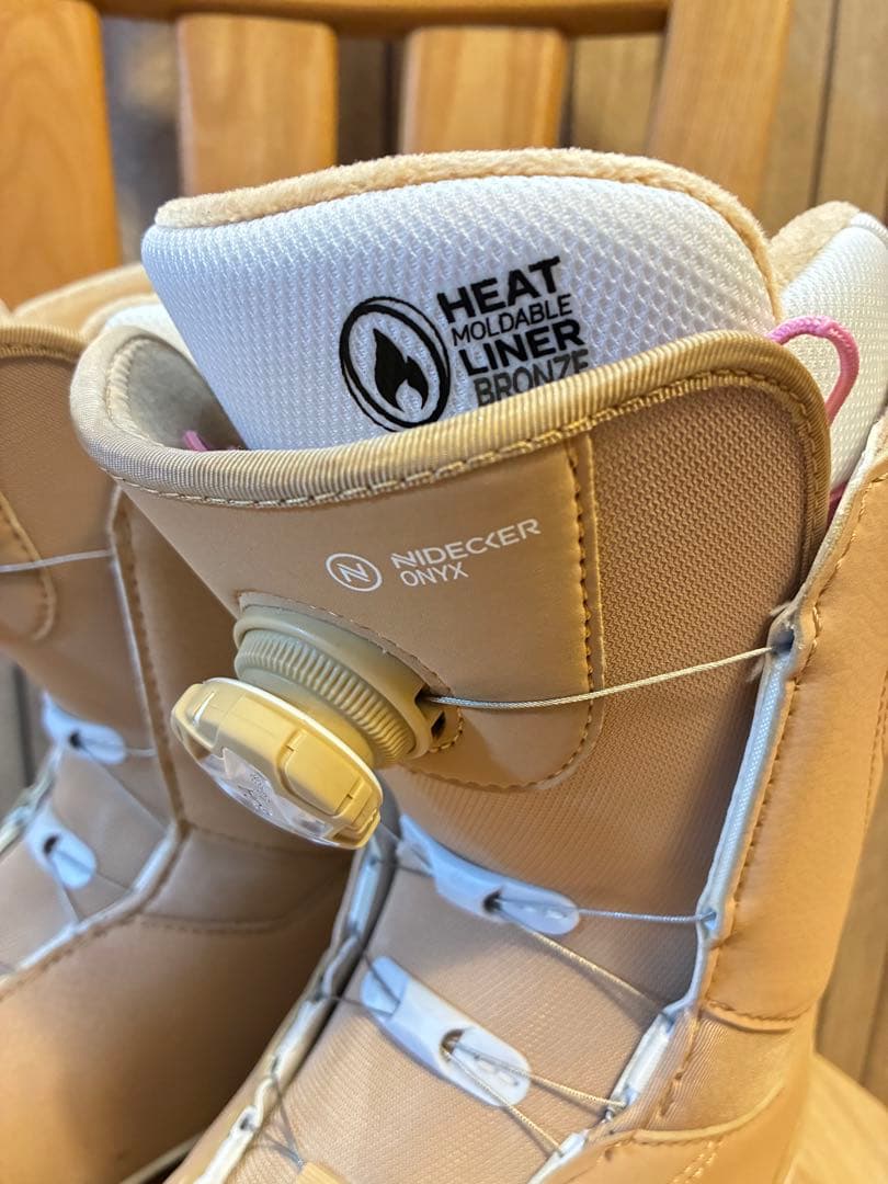 美品 NIDECKER Onyx レディース スノーボード ブーツ 23.5cm