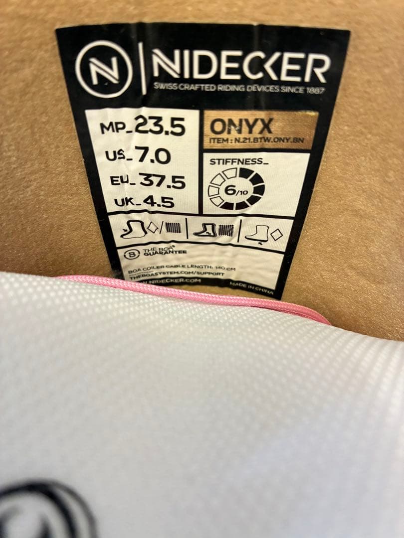 美品 NIDECKER Onyx レディース スノーボード ブーツ 23.5cm