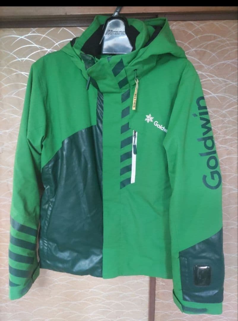 値下げ‼️ 程度良好 クリーニング処理済み Gold WIN 上下