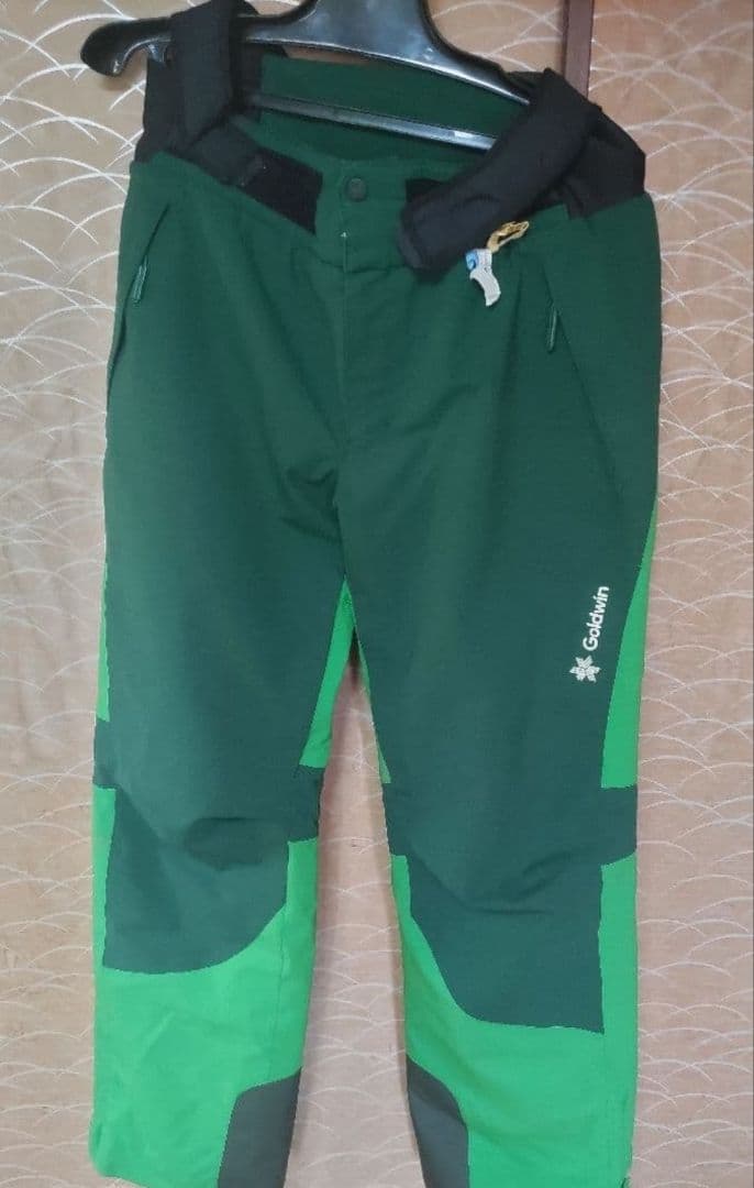 値下げ‼️ 程度良好 クリーニング処理済み Gold WIN 上下