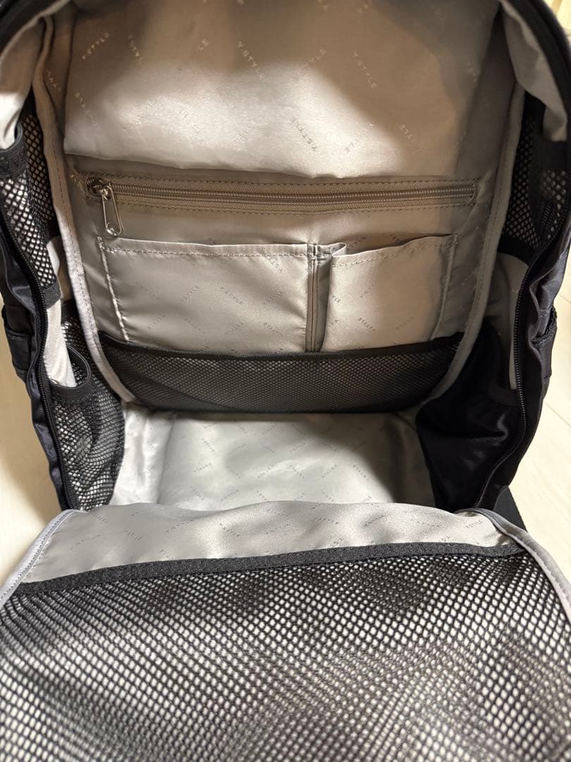 人気☆YSTYLE☆魔法の収納☆バックパック☆リュック☆定価49,500円☆美品