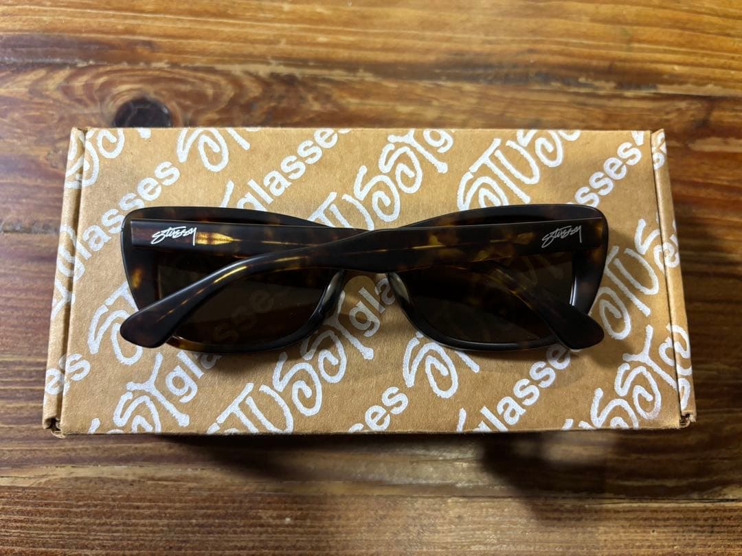 ※値段交渉可　レア　Stussy サングラス JULES